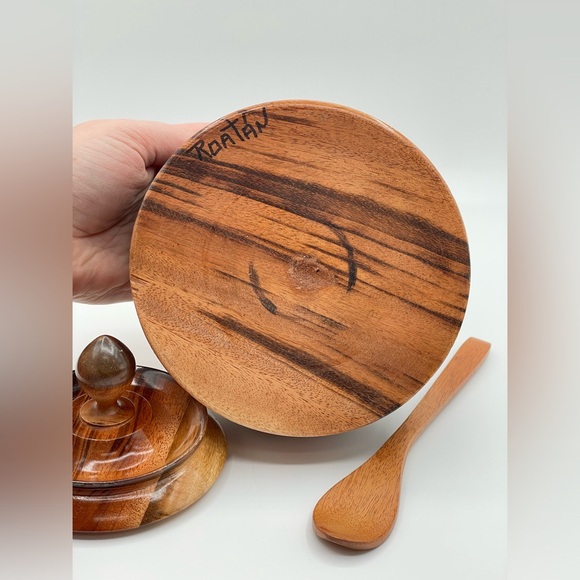 Beautiful Roatán Turned Wood Bowl w/ Lid and Spoon, 5” - Picture 5 of 8
